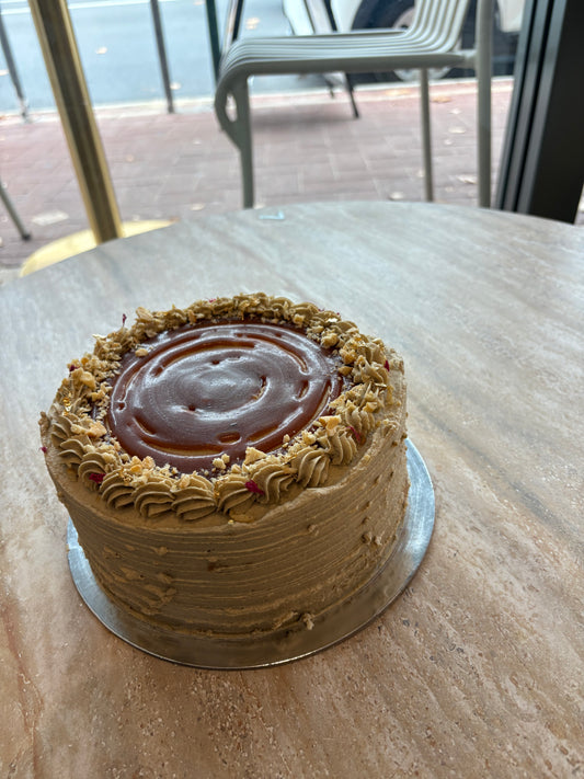 Hojicha Caramel Cashew Cake